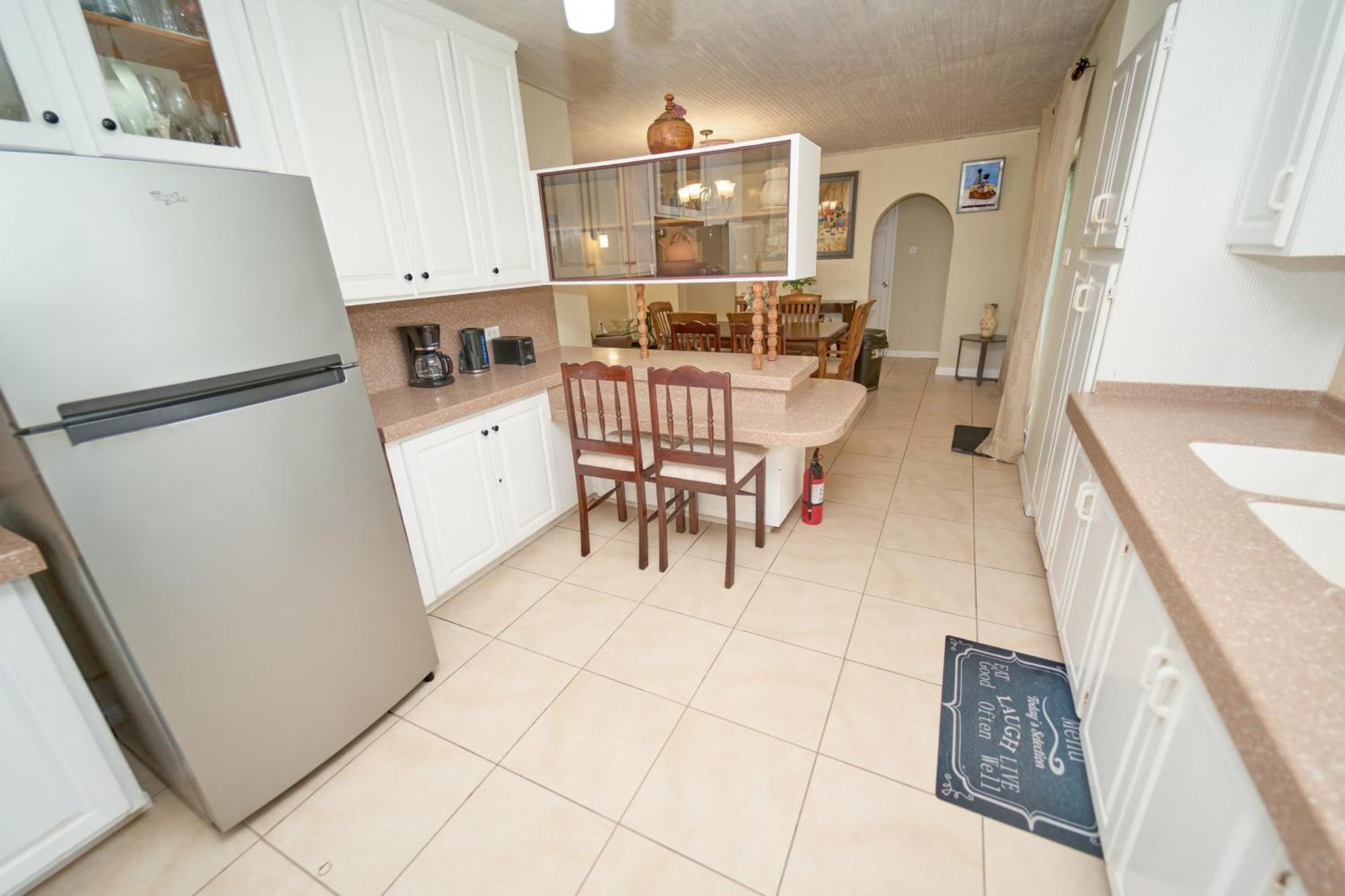 Spacious 3-Bedroom Home - Regency Park บริดจ์ทาวน์ ภายนอก รูปภาพ